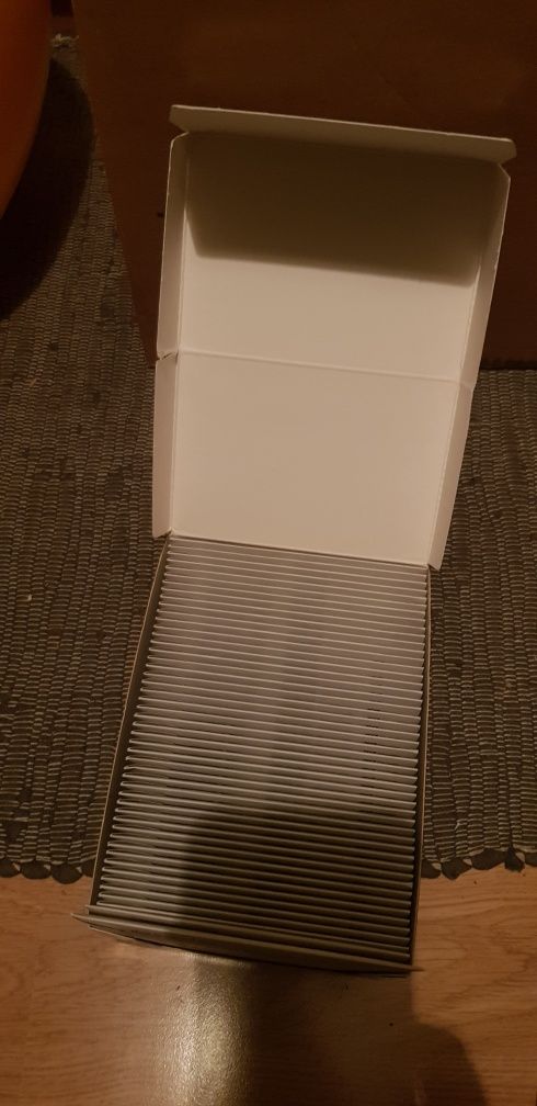 Bibułki do czyszczenia optyki Tiffen Lens Cleaning Paper (50szt)