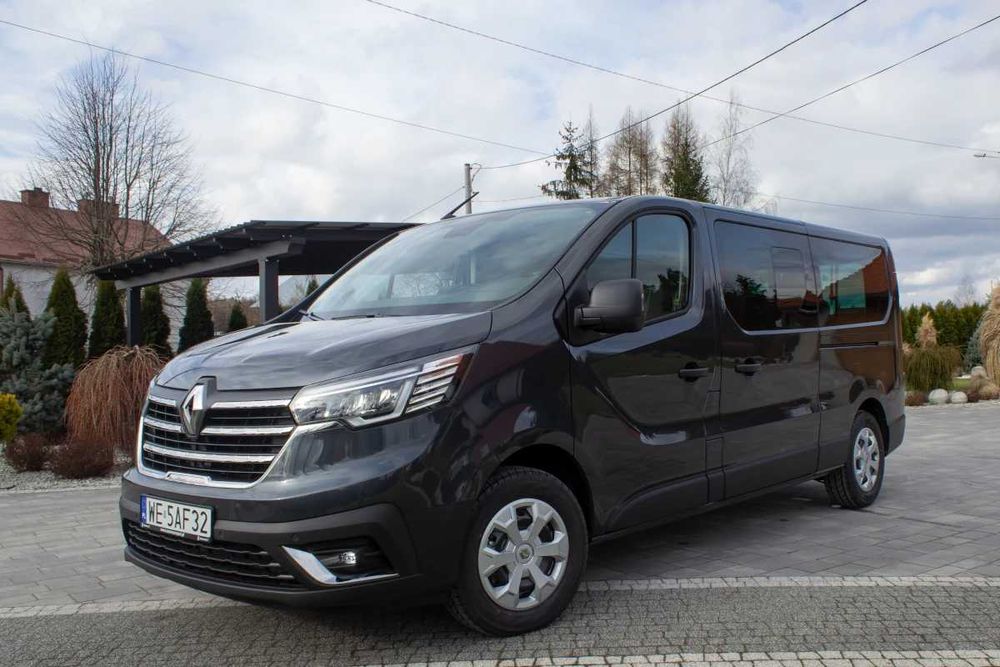 Wynajem busa 9 osobowego Łańcut Leżajsk