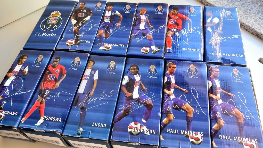 Coleção de 12 copos de jogadores do Futebol Clube do Porto