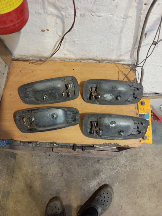 Продам ручки двери приора