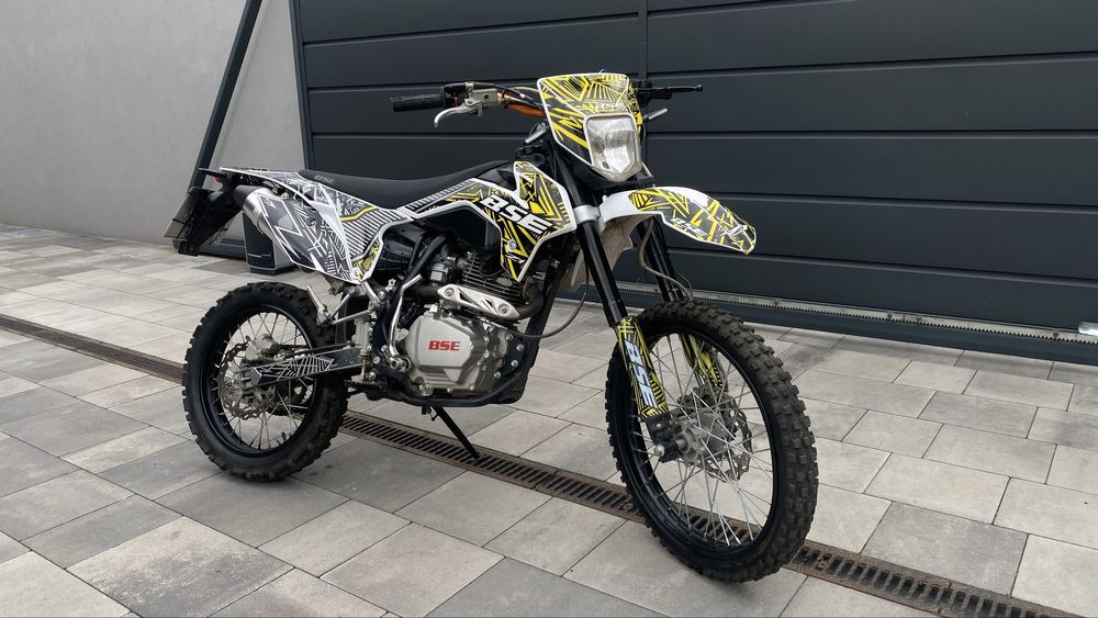 BSE S1 enduro 150 2022