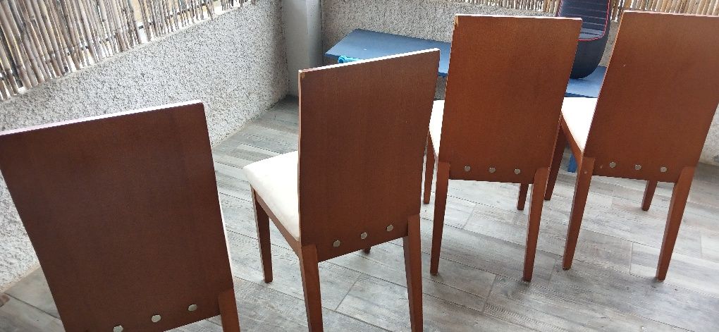 Cadeiras em camurça