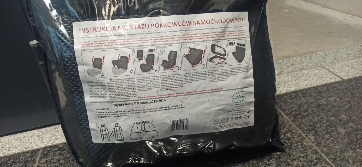 Pokrowce miarowe do samochodu Toyota Auris II Kombi Atra
