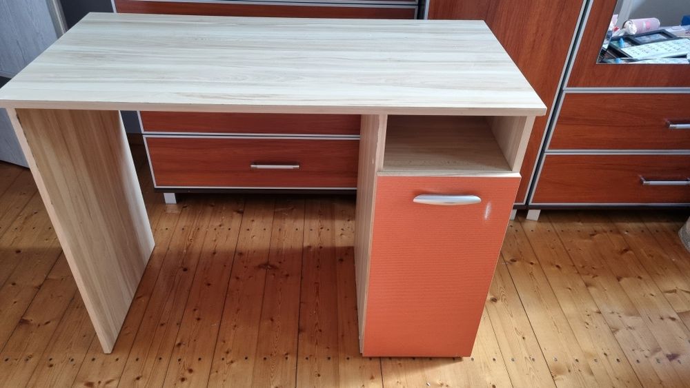 Biurko szkolne młodzieżowe