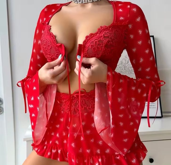 Еротичний комплект жіночої білизни.