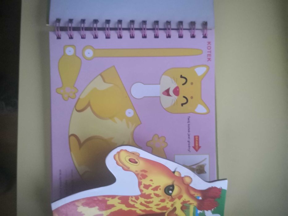 Książka dla dzieci - wycinanka, wyklejanka