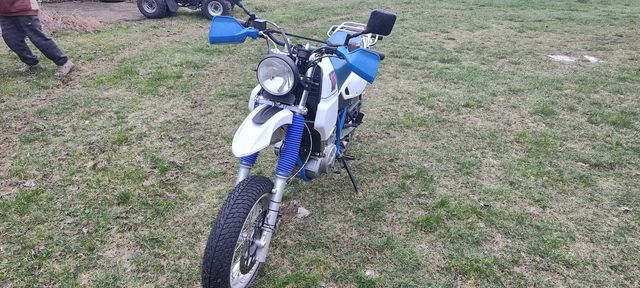 Suzuki DR650 REU