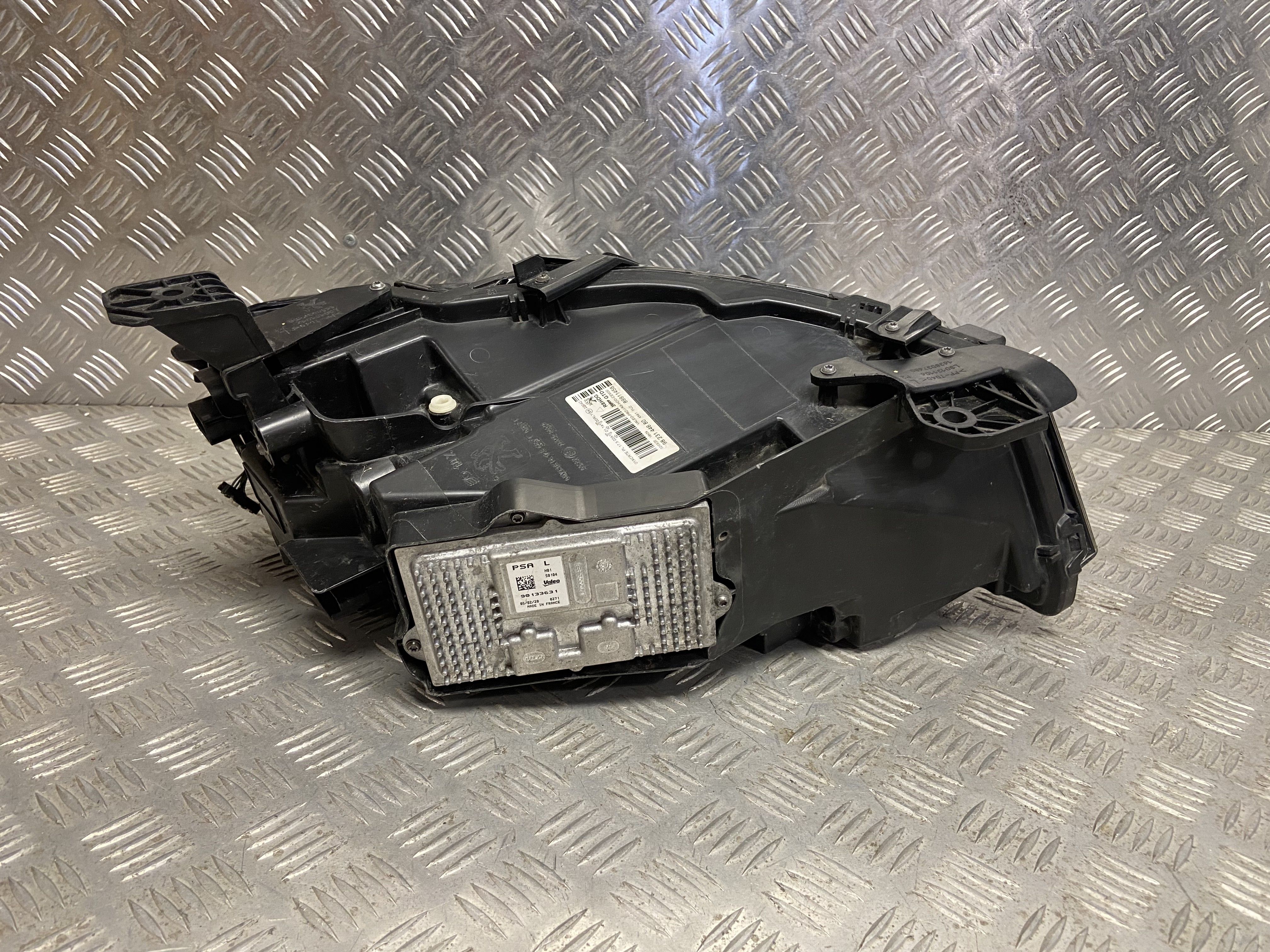 Peugeot 508 ii lampa przód lewy eu full led