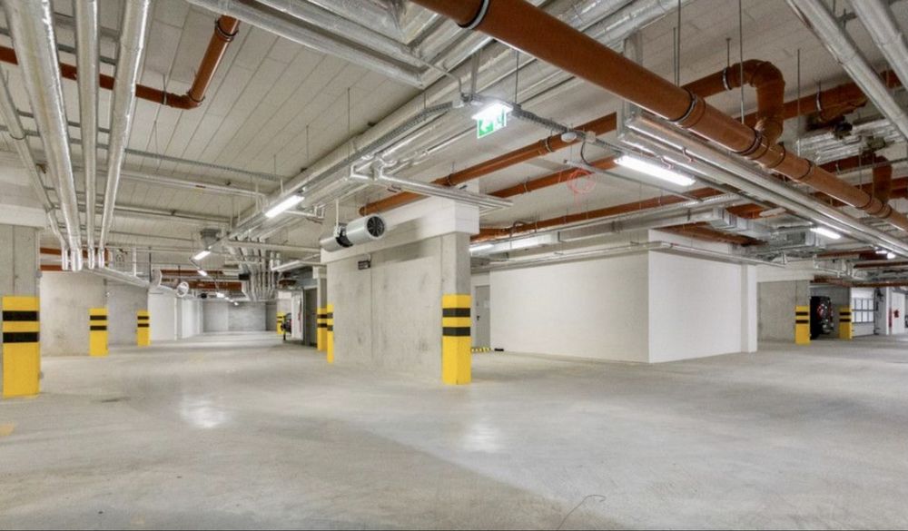 Miejsce garażowe Barska 69