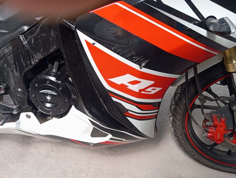 125CC foster  R9