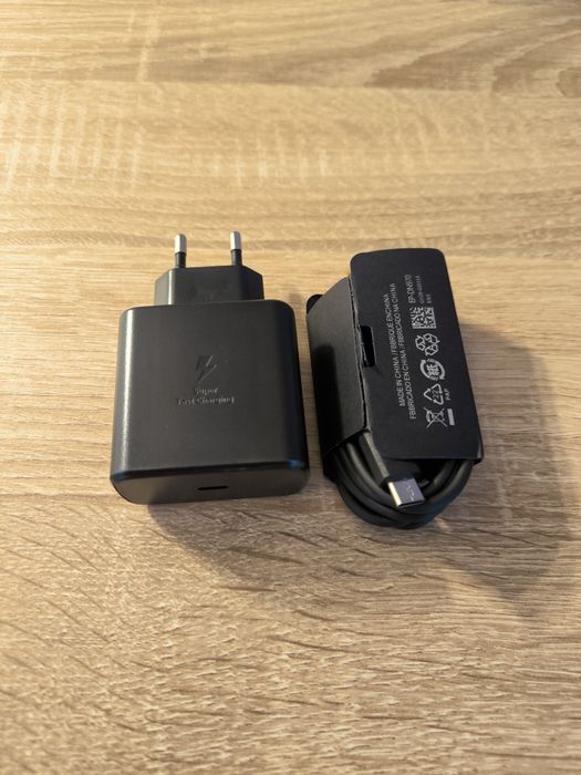 NOWY ZESTAW Szybka Ładowarka 45W do Samsung i innych + kabel USB-C