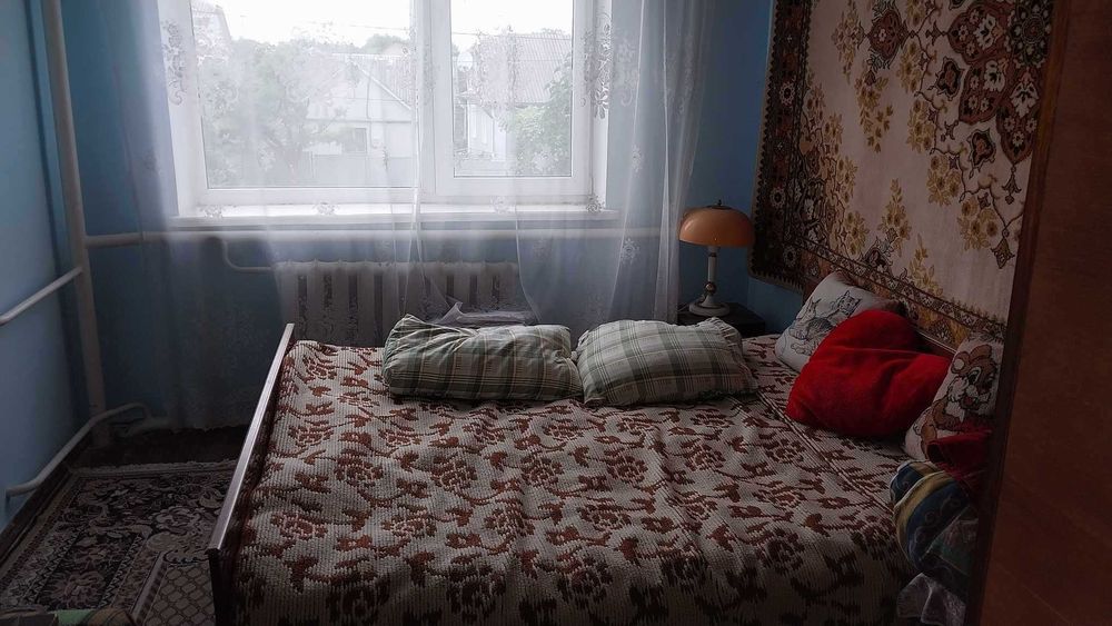 Продається будинок м . Дунаївці будинок + літня кухня.