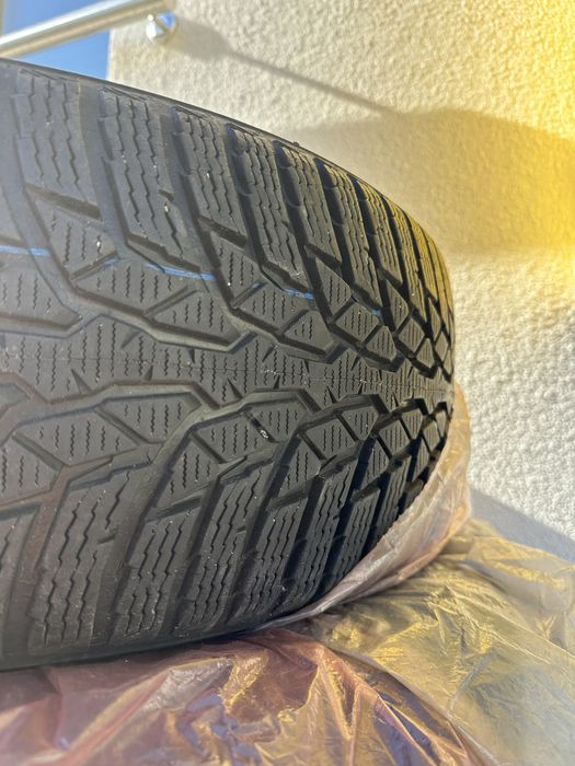 225/55/17 nokian zimowe