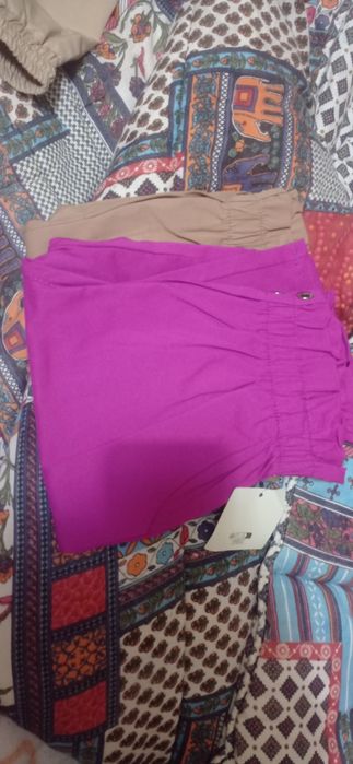 Calças mágicas novas