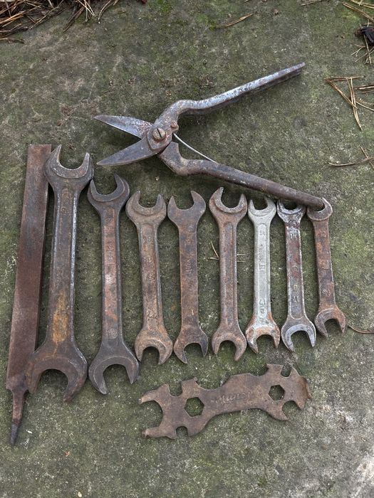 Набір інструментів одним лотом