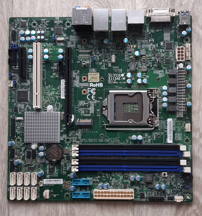 Серверная материнская плата Supermicro X11SAE-M