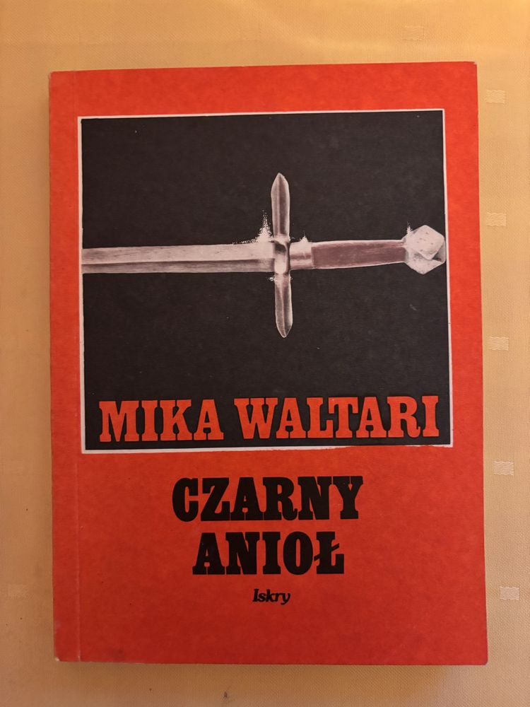 Czarny Anioł Miki Waltary