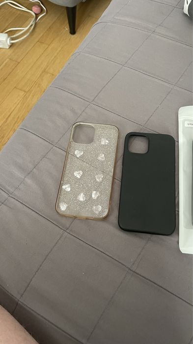 Etui iPhone 12/12pro cena za 3 szt.
