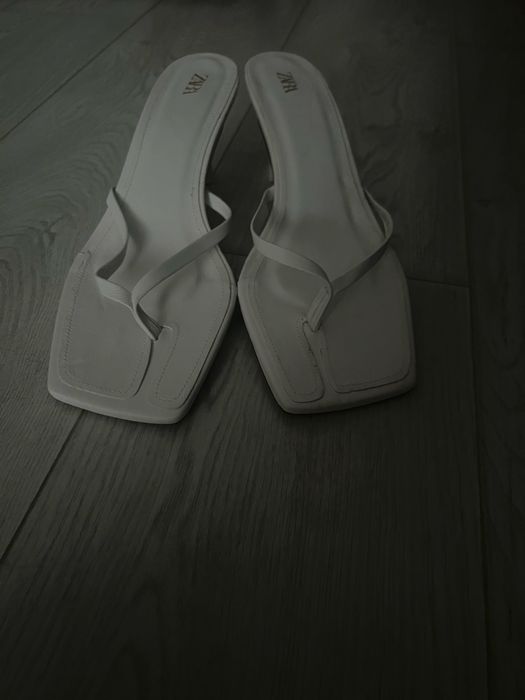 Туфлі MassimoDutti ,Вʼєтнамки шкіряні Zara 42 р.