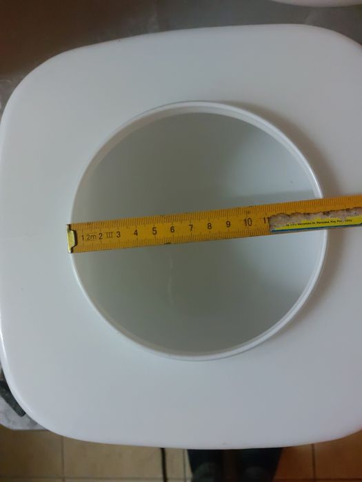 Klosz  biały  stary