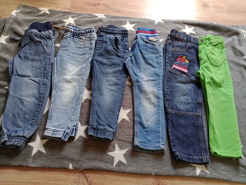 Spodnie dla chłopca 6 par .