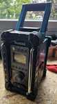 Makita BMR100 Radio budowlane + oryginalny zasilacz
Makita BMR100+