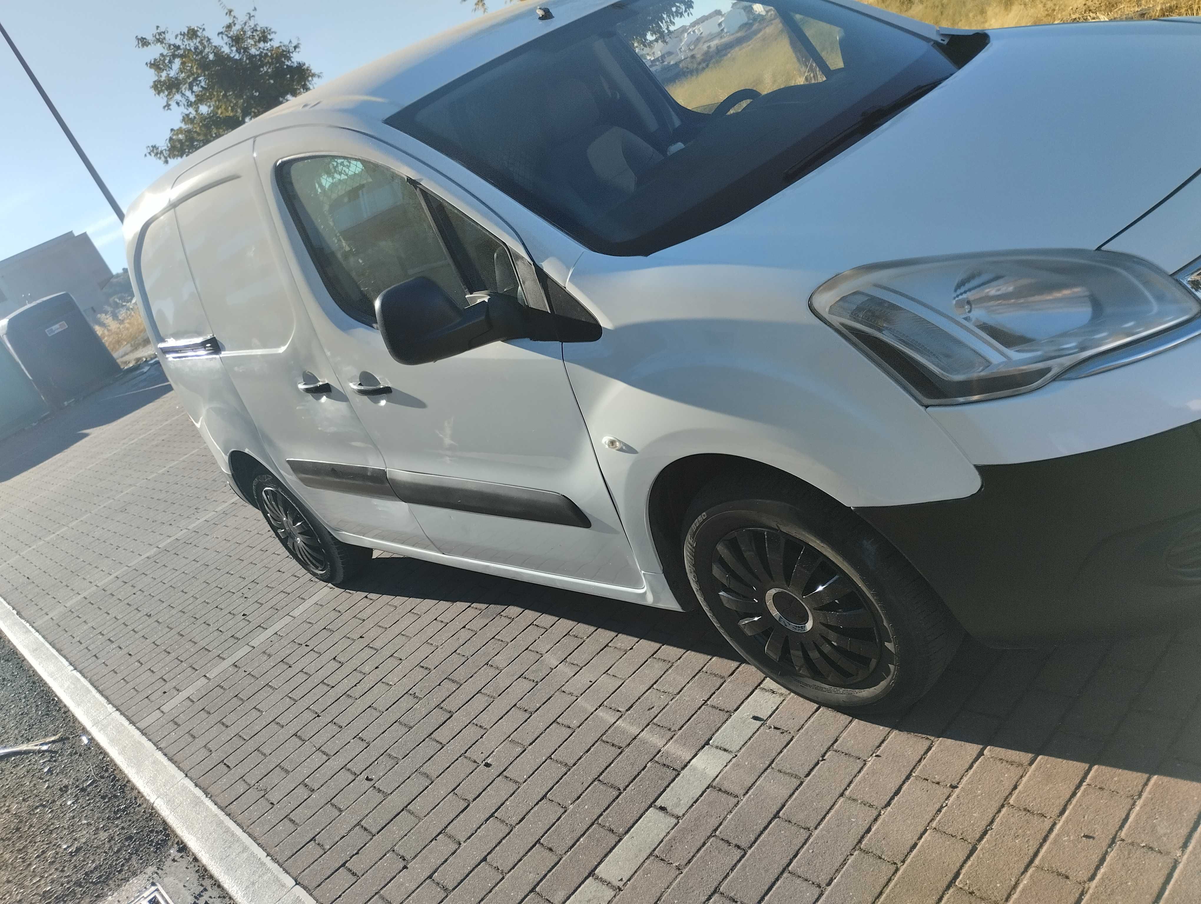 Citroen Berlingo 1.6 HDI  2015,com 121.000 kl
