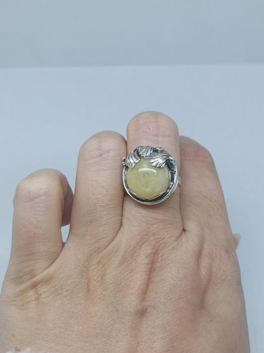 Srebrny pierścionek bursztyn 925 regulowany