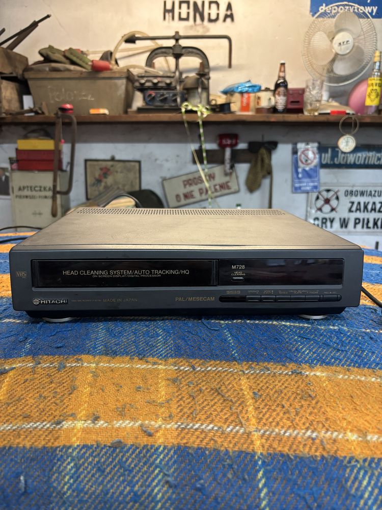 Mangetowid retro hitachi PRL