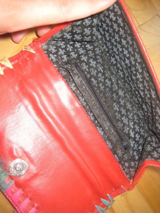 czerwony portfel duży