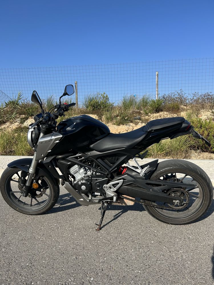 Honda cb125r 2018