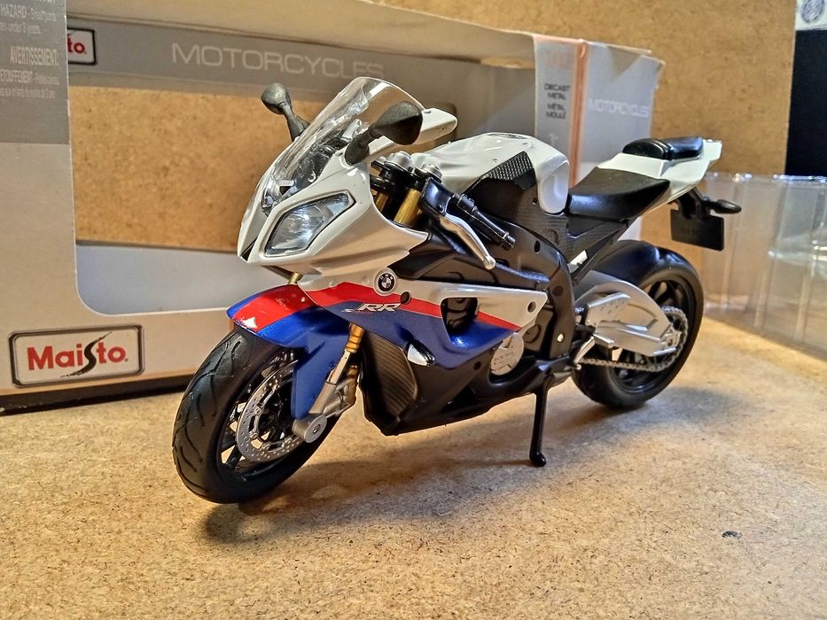 MAISTO 1/12 Motociclo BMW S1000RR