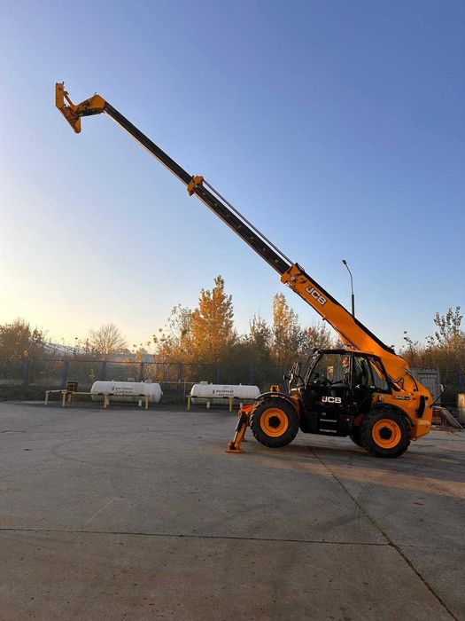 Wynajmę Ładowarkę JCB 540P140/2020