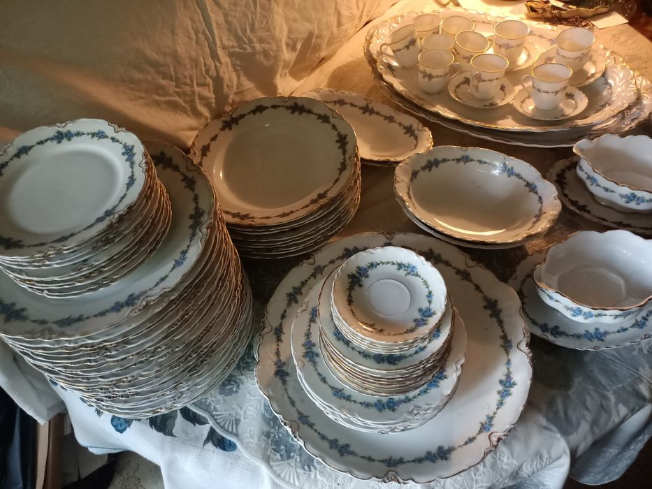 Stara porcelana , Racine Bavaria - zestaw obiadowy na kilkanaście osób