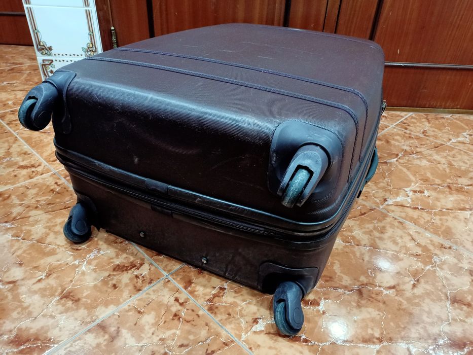 Mala Malas de porão até 23 kg viagem casa quarto apartamento vivenda.