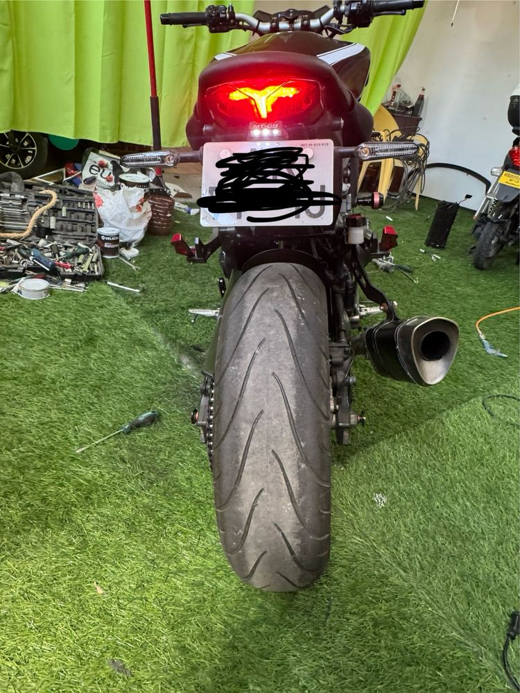 Yamaha mt-09 2022 projeto em carbono