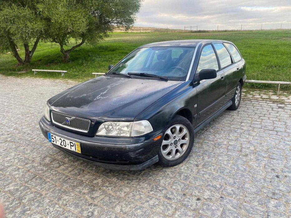 Volvo V40 1.9DI ano 2000