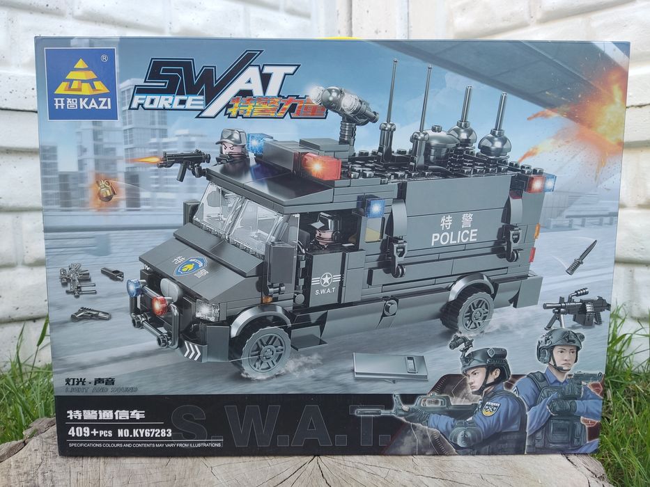 Конструктор KY67283 Поліція KAZI SWAT: Фургон зв’язку 409 деталей