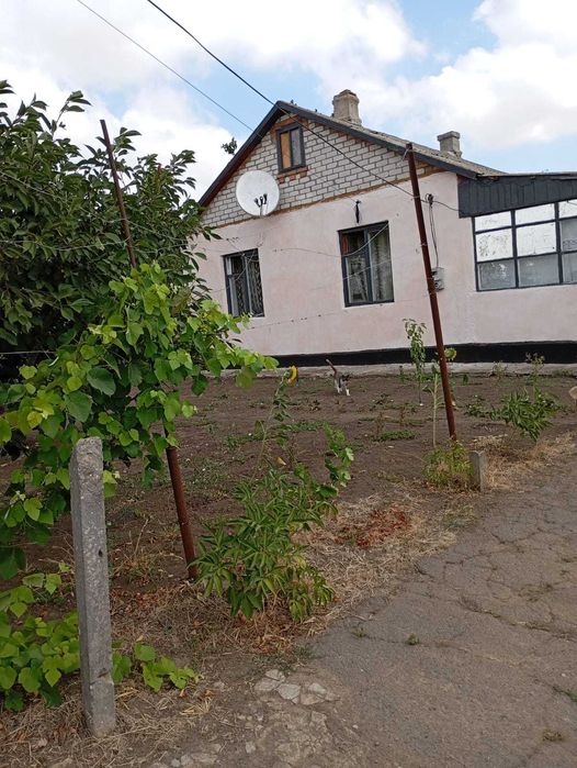 Затишний будинок у селі Щасливе — Ваш острівець спокою та комфорту!