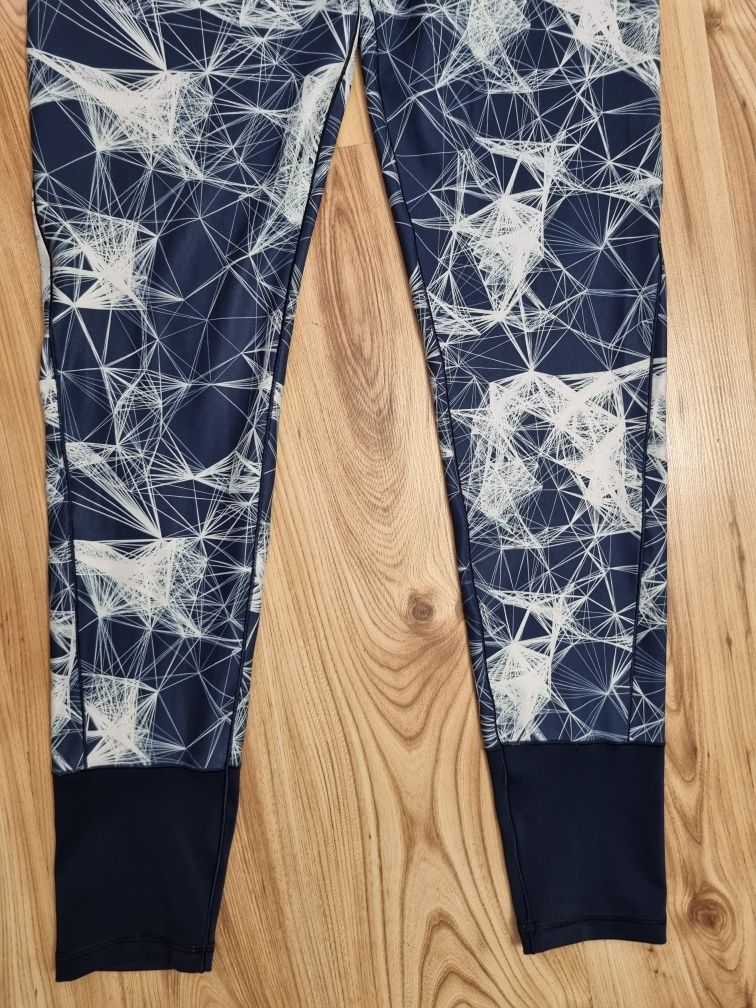 Spodnie leginnsy Adidas L 40