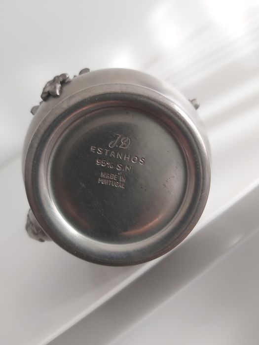 Pecas de decoração em estanho