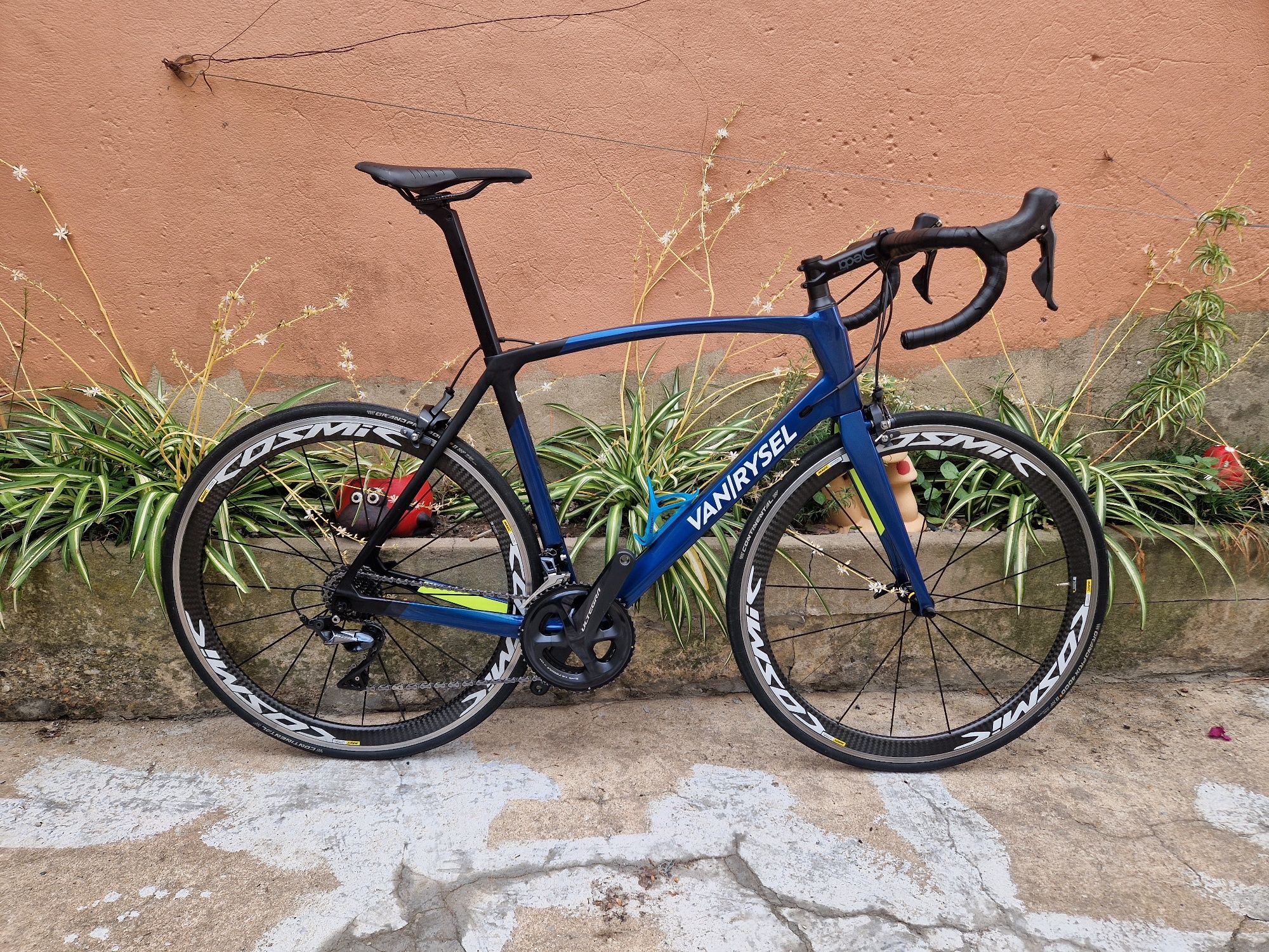 Van Rysel Ultra CF920