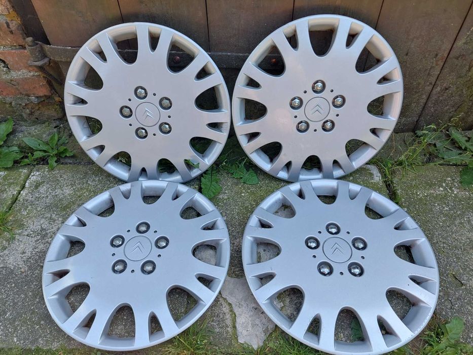 Komplet oryginalnych kołpaków Citroën 15"