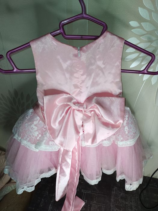 Сукні фемелі лук