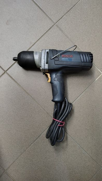 Zakrętarka klucz udarowy Bosch GDS 18 E