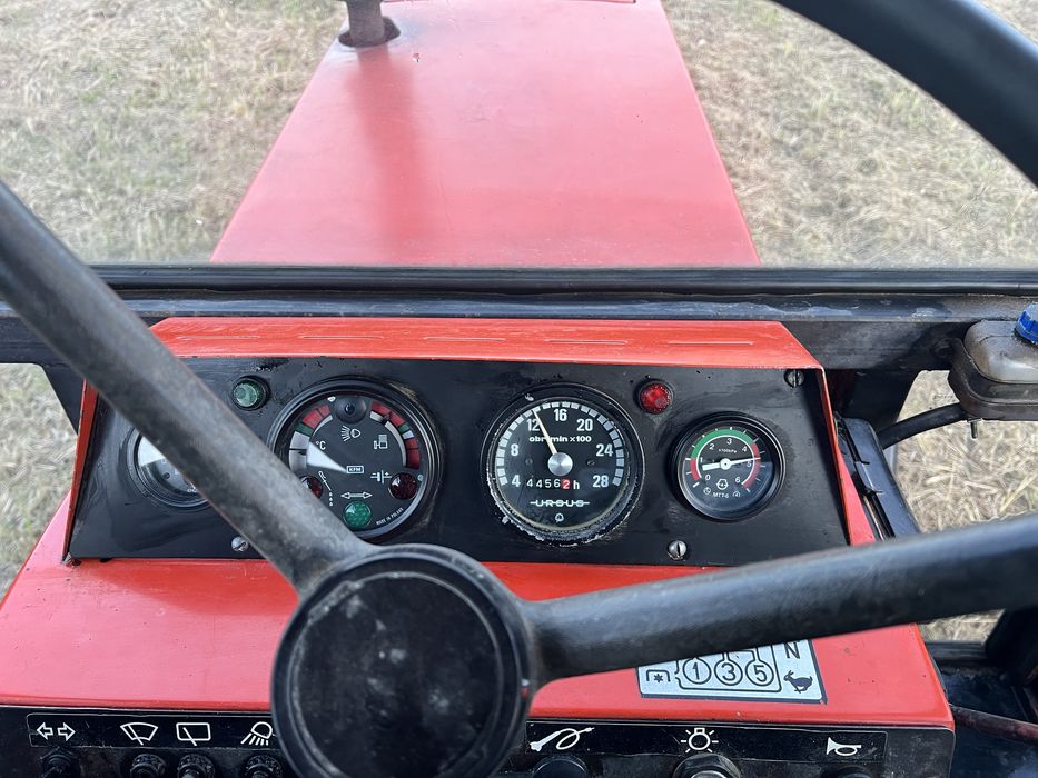 Ciagnik rolniczy Ursus C-362 C362 wersja eksportowa C-360 oryginal