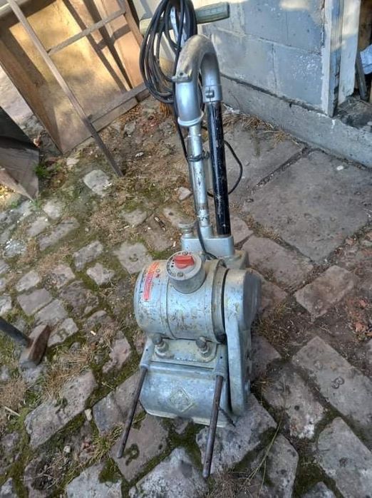 Sprzedam cykliniarke