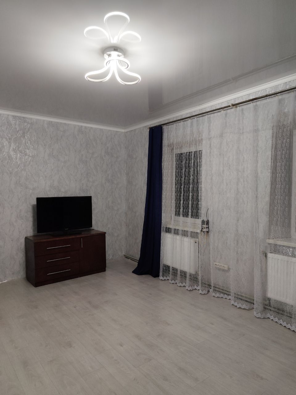 Продам дом в Червоном Шахтаре