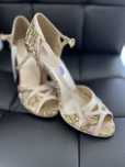Buty r 40 Ruby Shoo