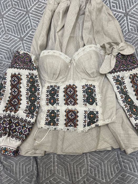 Старовина вишиванка. Корсет +спідниця антикваріат